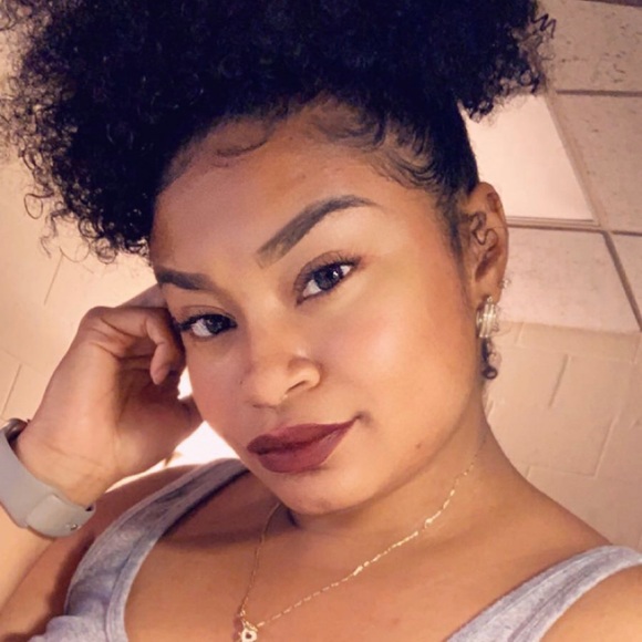 Meet your Posher, Grissel - Picture 1 of 1